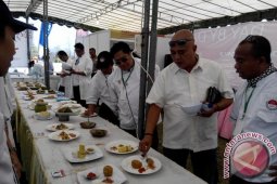 Kompetisi Kuliner "Lawar Kreasi" di NDF