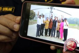 Satu penumpang helikopter jatuh ditemukan selamat
