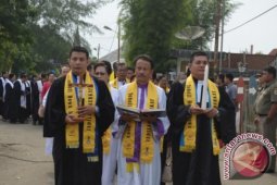 Bupati Hadiri Ibadah Raya Yubelieum