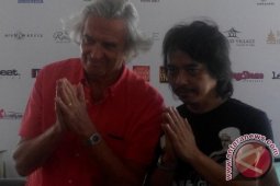 Gitaris Dewa Budjana Dirikan "Museum Gitarku"