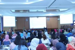 SDM Farmasi Harus Harus Miliki Daya Saing