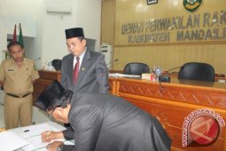 PAPBD Madina Tahun-2015 Disetujui