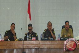 Kades Diberikan Penerangan Hukum Pengunaan Dana Desa