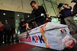 Menolak Revisi UU KPK