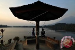 WISATA DANAU PAUH JAMBI