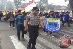 Demo satu tahun Jokowi di Jambi ricuh