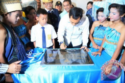 Bupati Simalungun Resmikan SMP Panombeian Jadi Negeri