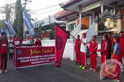 Rektor Undiksha Lepas Jalan Santai FOK