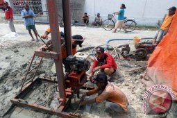 Mencari Sumber Air