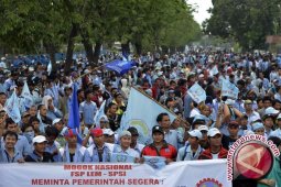 Benarkah PP Pengupahan perbaiki nasib buruh?