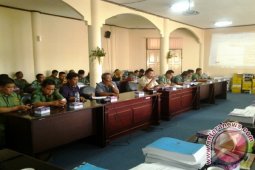 FORUM KADES NGADU KE DEWAN