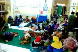 Belasan Siswi Alami Gejala Mirip Keracunan