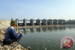 Air Bendung Gerak Bojonegoro Terus Berkurang