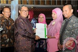 Jabar Berikan 2.125 Sertifikat Halal Kepada Pengusaha