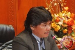F-Golkar: Tarik Saham BPD untuk Bayar Utang Kontraktor