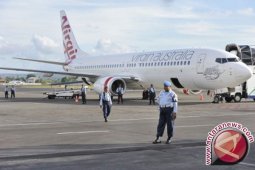 Sejumlah penumpang bertahan di Bandara Ngurah Rai