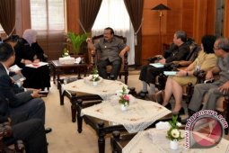 Soekarwo Akui SKPD Belum Paham KIP