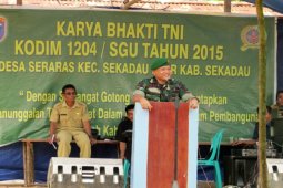 Dandim Sanggau Tutup Karya Bhakti TNI Di Sekadau