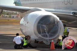 Otoritas Bandara Lindungi Pesawat Dari Debu Barujari