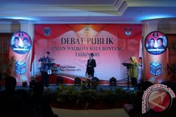 Cawali Bontang Adu Program lewat Debat Publik