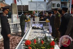 Forkopimda Abdya Ziarah Makam Pahlawan Tengku Peukan