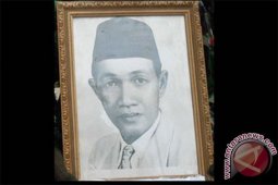 Idham Chalid Pahlawan Nasional Yang Peduli Pendidikan