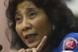 Presiden Jokowi Melayat Ke Rumah Menteri Susi