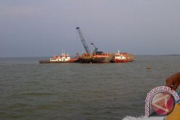Alur Sungai Muara Pawan Kabupaten Ketapang Mulai Dikeruk