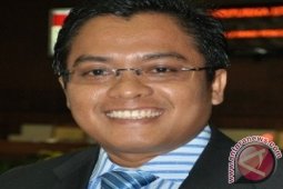 Penyaluran Beasiswa Bisa Tiru Jakarta