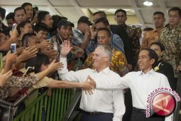 Jokowi dan Malcolm Blusukan ke Tanah Abang
