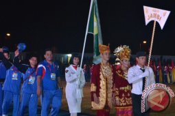 Tolak peluru jambi sumbang satu emas