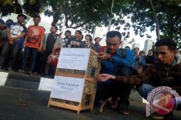 Mahasiswa Surabaya Minta Wali Kota Terpilih Soroti Pendidikan