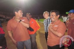 Bahas Pencarian Bibit Sepak Bola