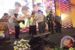 Simbolis Peresmian Brigadir Kampung Inggris