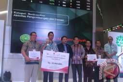 STAIN Pamekasan Raih Penghargaan Investasi Award 2015