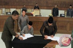 APBD Kaltim 2016 Ditetapkan Rp10,9 Triliun
