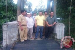 Jembatan Kayu Bukti Nyata Kinerja Dahlan Hasan