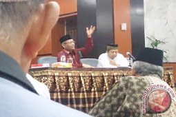 Membangun Sikap Moral Bangsa