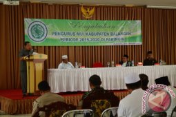 Ketua MUI Balangan Periode 2015 - 2020 Dikukuhkan