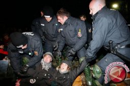 Polisi Geledah Masjid, Rumah Susun di Penjuru Jerman - (d)