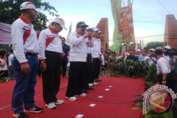 Gubernur Lepas Peserta Gerak Jalan Perjuangan Surabaya-Mojokerto