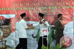 Saling Sindir Warnai Debat Terakhir Pilkada Trenggalek