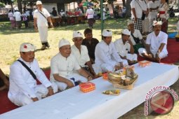 Masyarakat Desa Pakraman Tamanbali Gelar Upakara Tawur Agung Lan Balik Sumpah