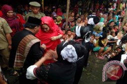 Ribuan Masyarakat Sambut Bupati madina
