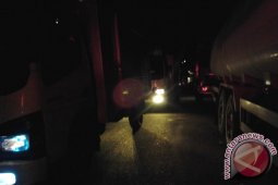 Jalan Tapanuli Selatan- Padanglawas Utara Macet Total