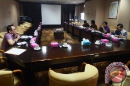 Hearing Komisi II dengan Biro Perlengkapan