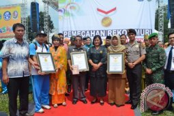 Rekor MURI Busana Melayu Terbanyak