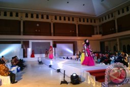 Pemkab Pamekasan Promosikan Batik Melalui "MJA"