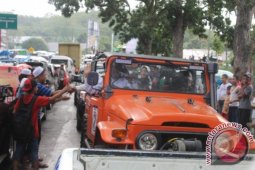 Lima Jam Arus Lalu-lintas Madina Macet Total