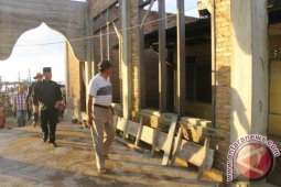 Dahlan Tinjau Pembangunan Masjid Muhammadiyah Batahan